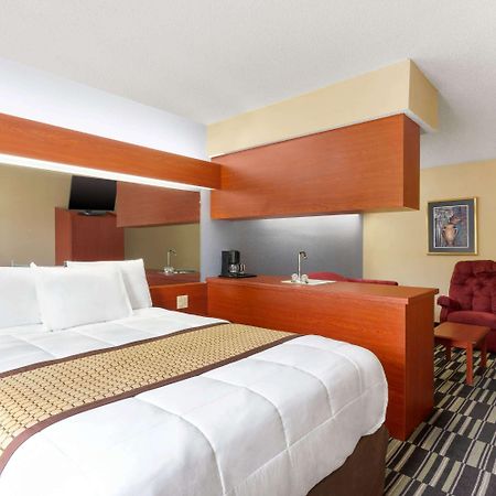 Microtel Inn & Suites By Wyndham Thomasville Exteriér fotografie
