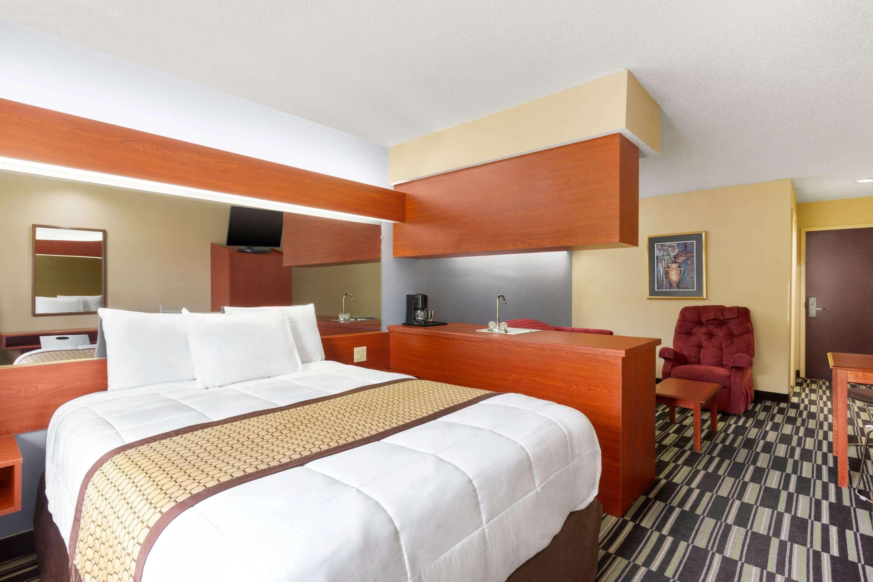 Microtel Inn & Suites By Wyndham Thomasville Exteriér fotografie