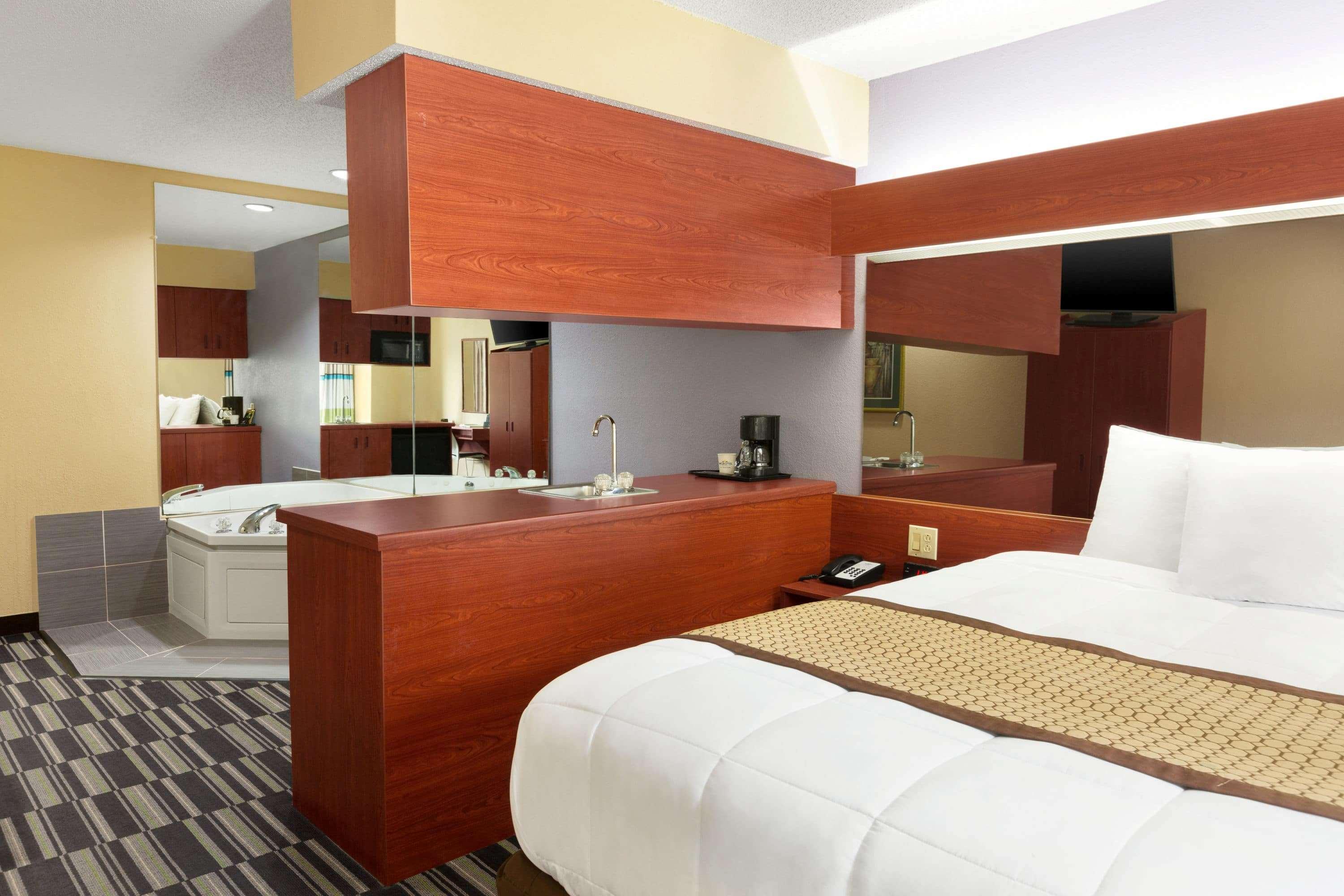 Microtel Inn & Suites By Wyndham Thomasville Exteriér fotografie