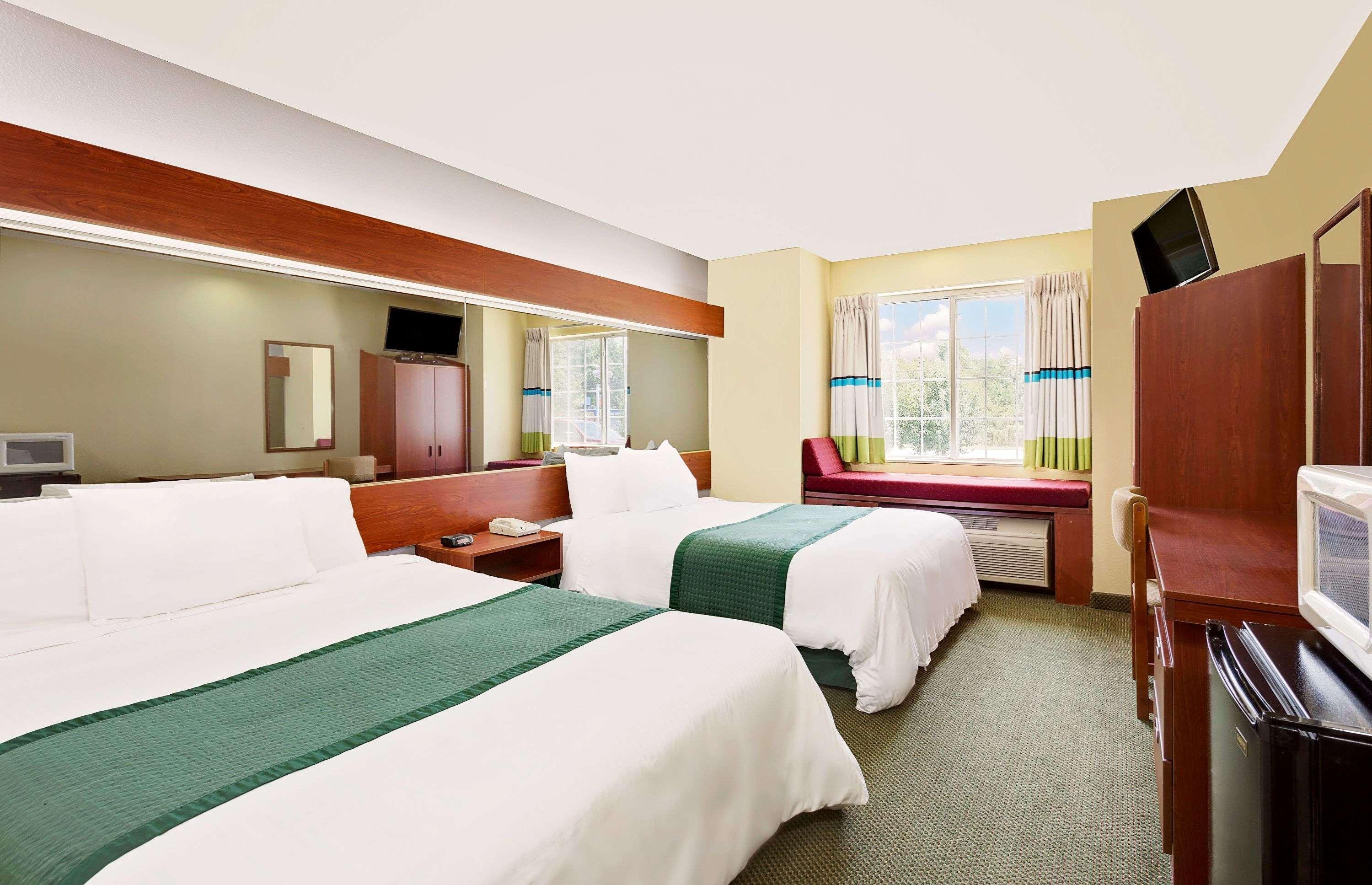 Microtel Inn & Suites By Wyndham Thomasville Exteriér fotografie