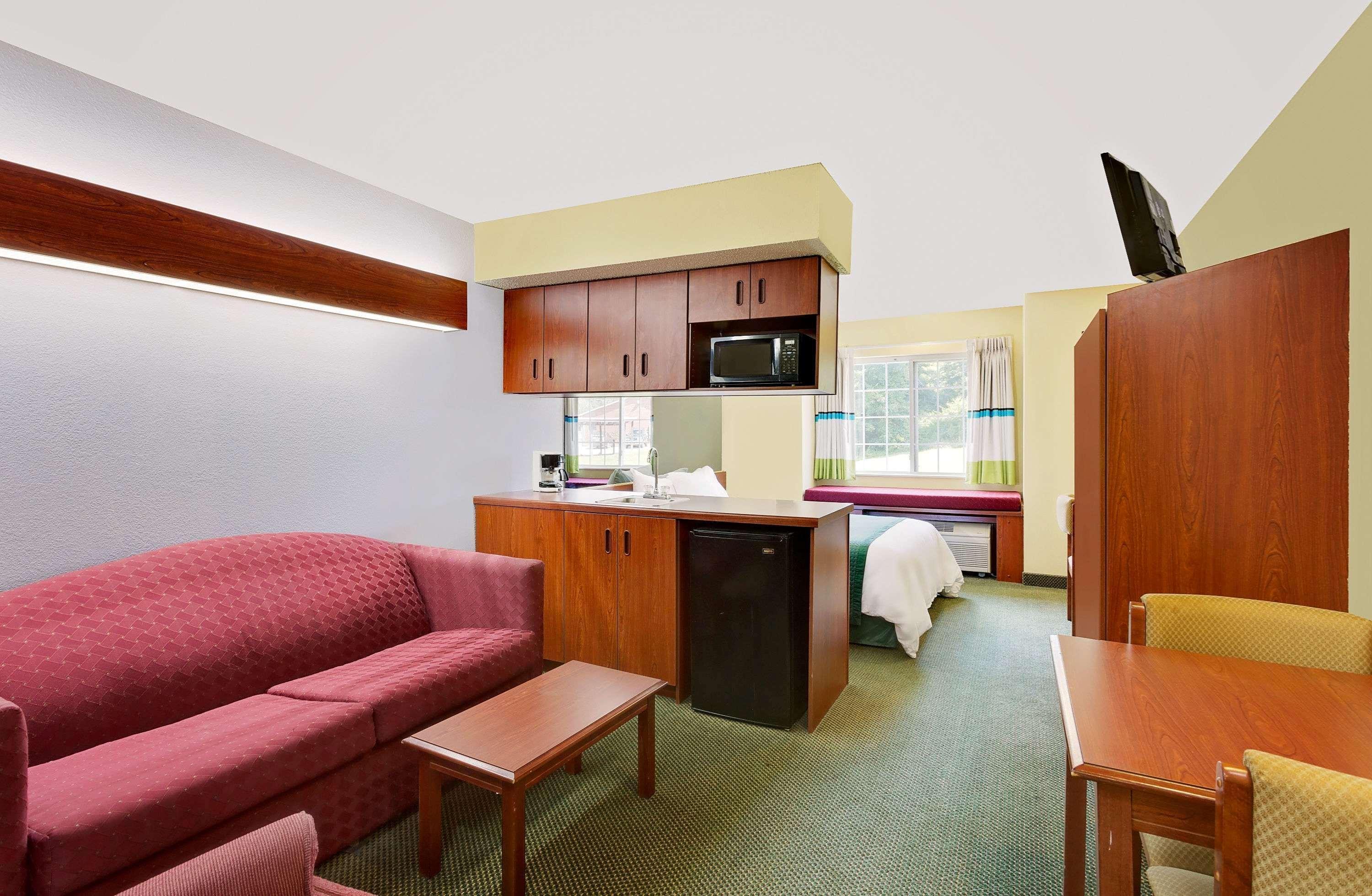 Microtel Inn & Suites By Wyndham Thomasville Exteriér fotografie